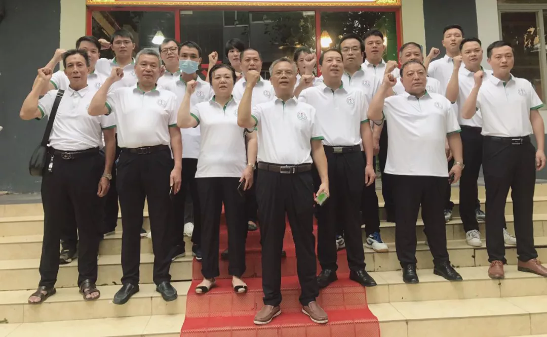 致敬第三届医师节,我们庄严宣誓!