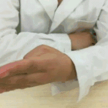 你的手是不是已经变成了“手机手”?