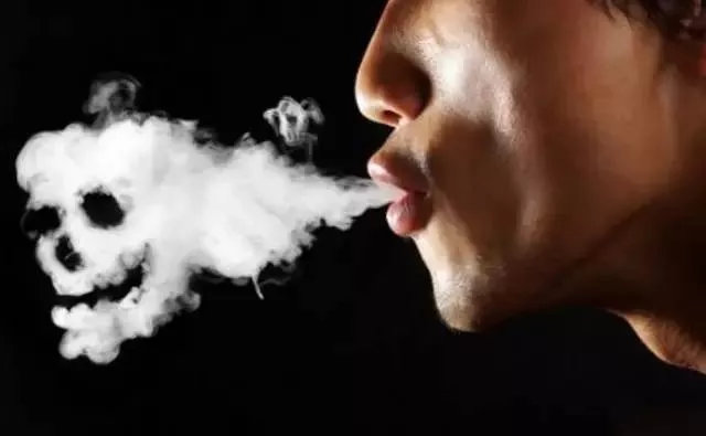 医生,忍不住了,外伤手术后能马上抽烟吗?
